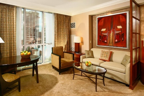 Luxury Suites International at The Signature image 14