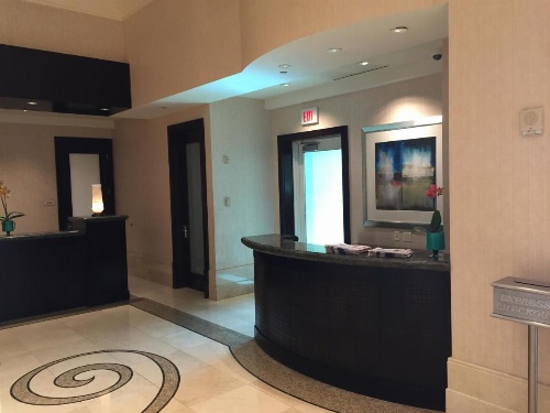 Luxury Suites International at The Signature image 16