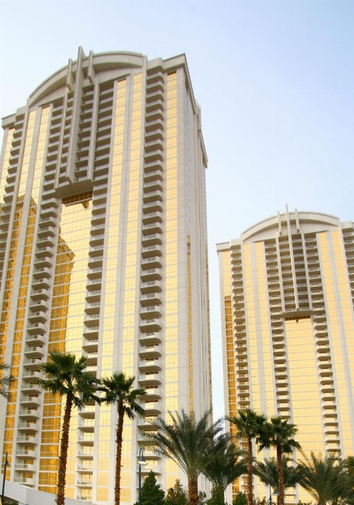 Luxury Suites International at The Signature image 19
